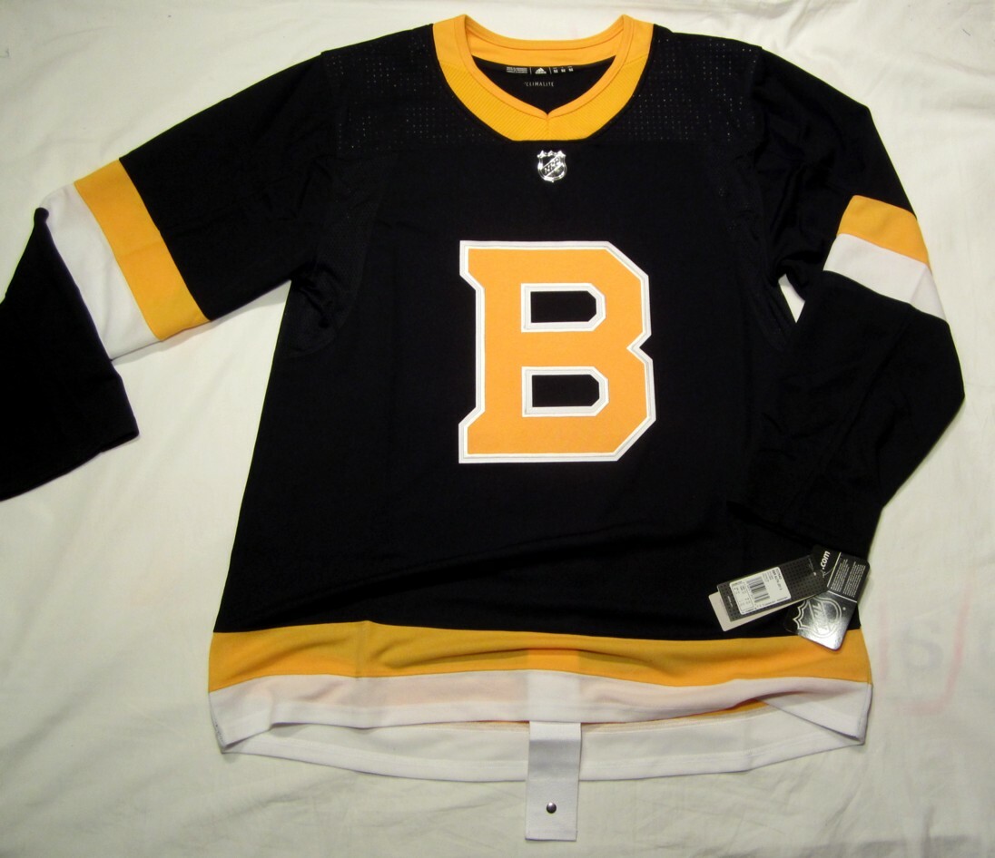 boston 3rd jersey